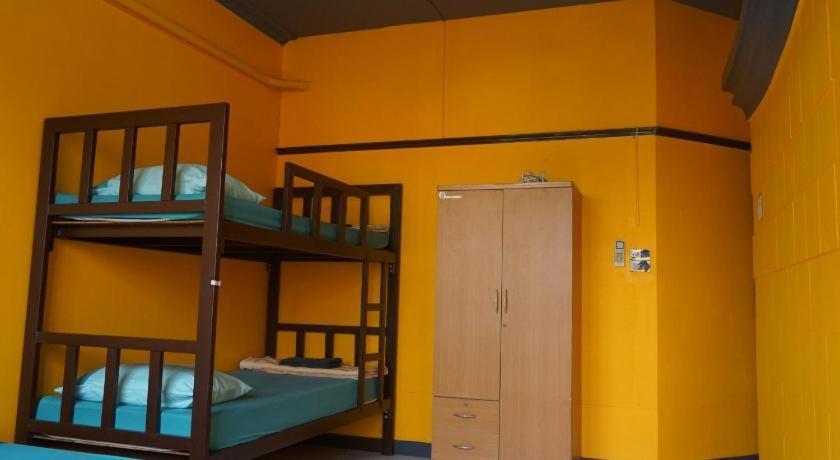Oyo 730 Meedee Hostel Bangkok Exterior foto